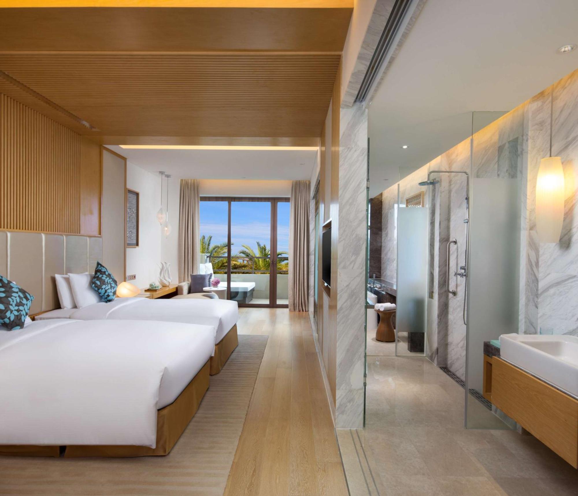 Thousand Cranes Sanya Yazhou Bay Int'L Exchange Centre,Curio By Hilton Exterior photo