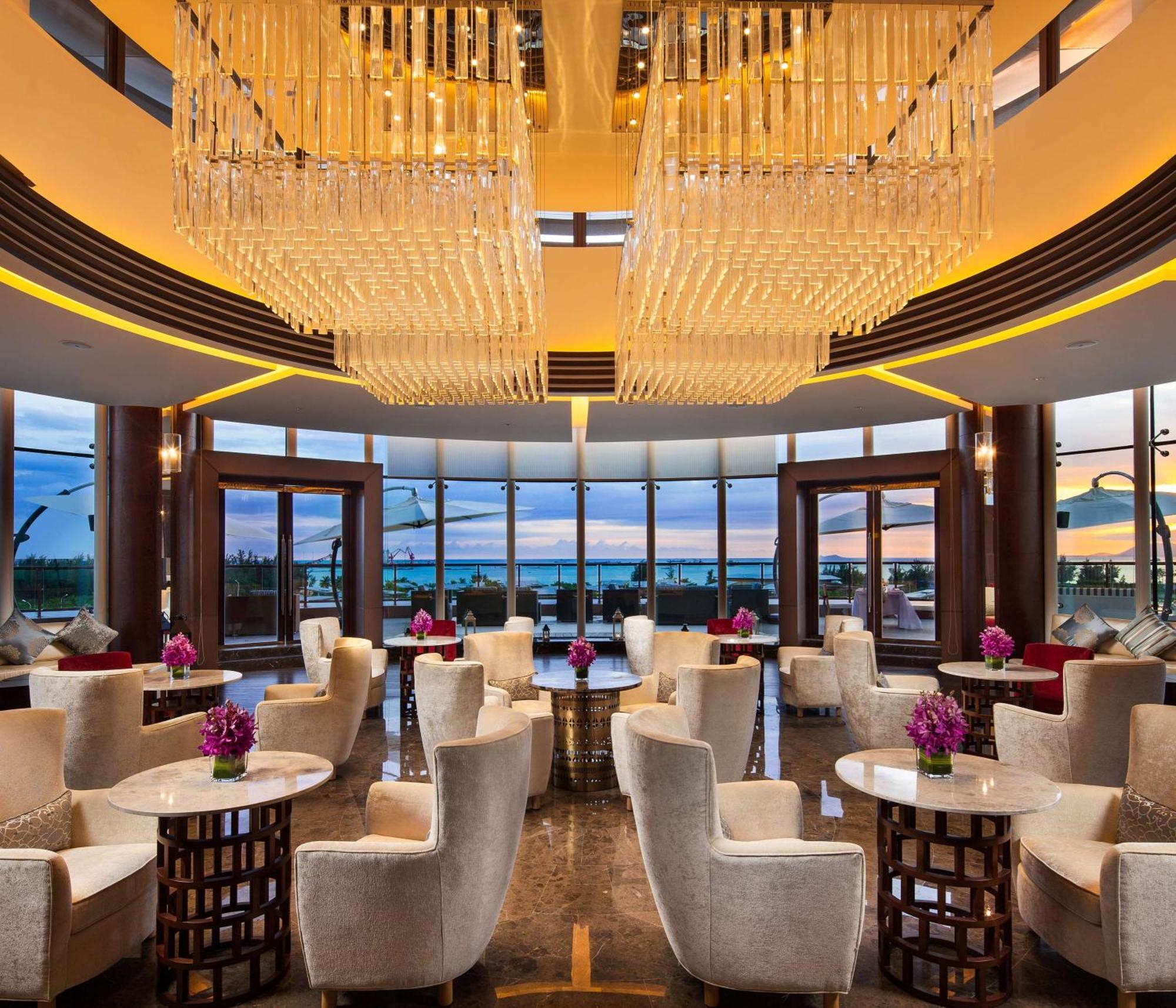 Thousand Cranes Sanya Yazhou Bay Int'L Exchange Centre,Curio By Hilton Exterior photo